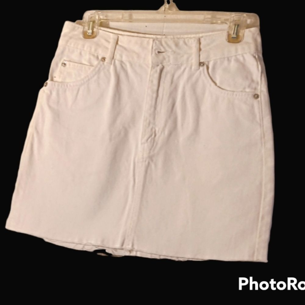 Top Shop Frayed Hem White Denim Mini Skirt sz 6